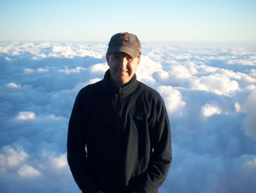 1 Day Acatenango Volcano Hike from Antigua - The first hour through corn and farm fields