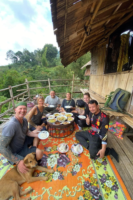 1 Day trekking : Chiang Rai popular activity,Fun in Nature. - Walking through forest and bamboo