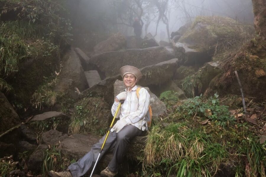 2-Day Fansipan Mountain Trek - Indochina's Highest Peak - Day one: Tram Ton to 2,800 meters