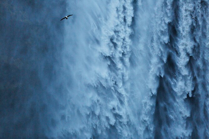 2-Day South Coast Waterfalls, Jokulsarlon Glacier Lagoon and Hike from Reykjavik - Guides, group size, and the human side