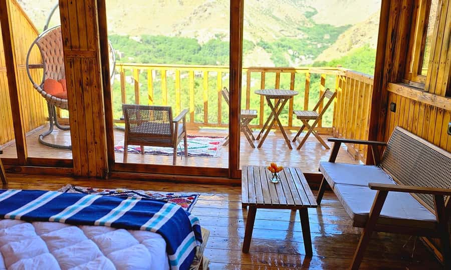 2 Days Desert Agafay and Atlas Mountains Trek From Marrakech - Leaving Marrakech for the Atlas Mountains