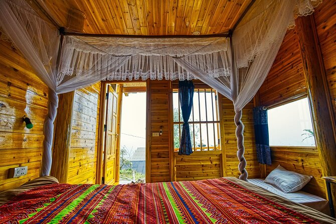 3-Day Trekking Adventure of Sapa from Hanoi - Stay Ta Van Village - What the guides add to the walking