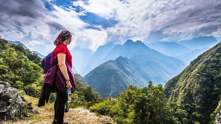 4 days/3 nights: Inka Jungle Trek to Machu Picchu - Day 1: Málaga Pass to Santa María by bike