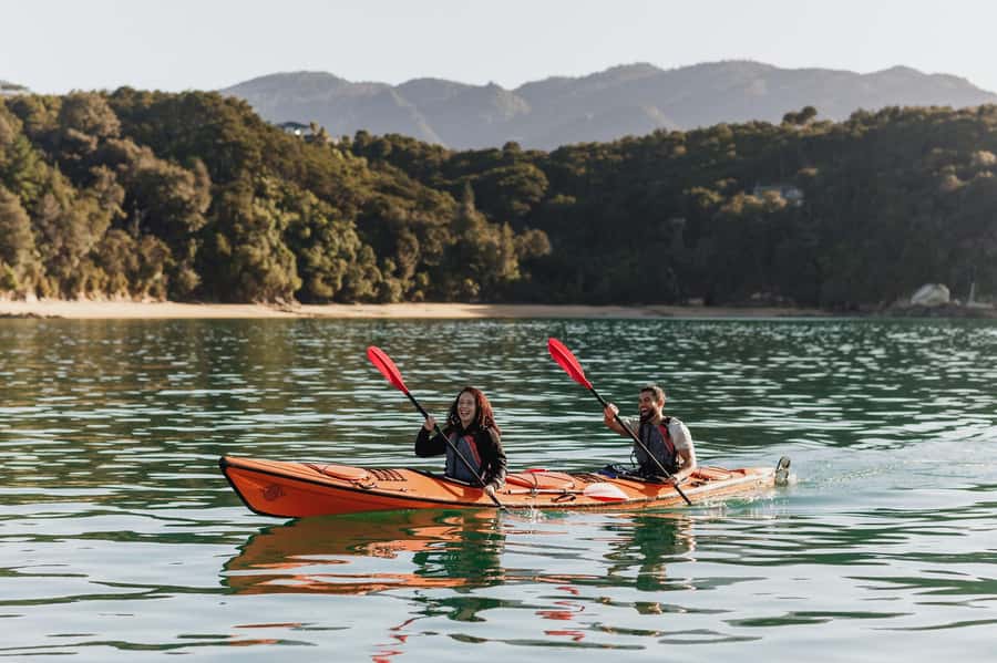 Abel Tasman National Park: Cruise, Kayak, & Hike Tour - Key points at a glance