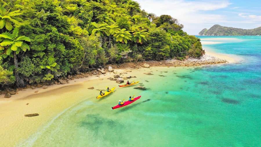 Abel Tasman National Park: Cruise, Kayak, & Hike Tour - Kaiteriteri and the first catamaran cruise