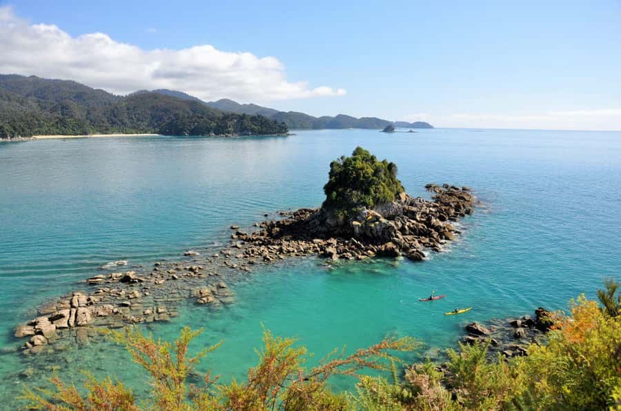 Abel Tasman National Park: Cruise, Kayak, & Hike Tour - The coastal walk toward Anchorage
