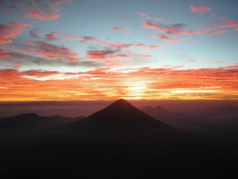 Acatenango Volcano 2-Day Hike - Who should book this hike?