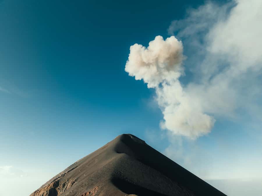 Acatenango Volcano Overnight Hike 2-Day Camping &Fuego Views - The first climb: steady effort, changing views