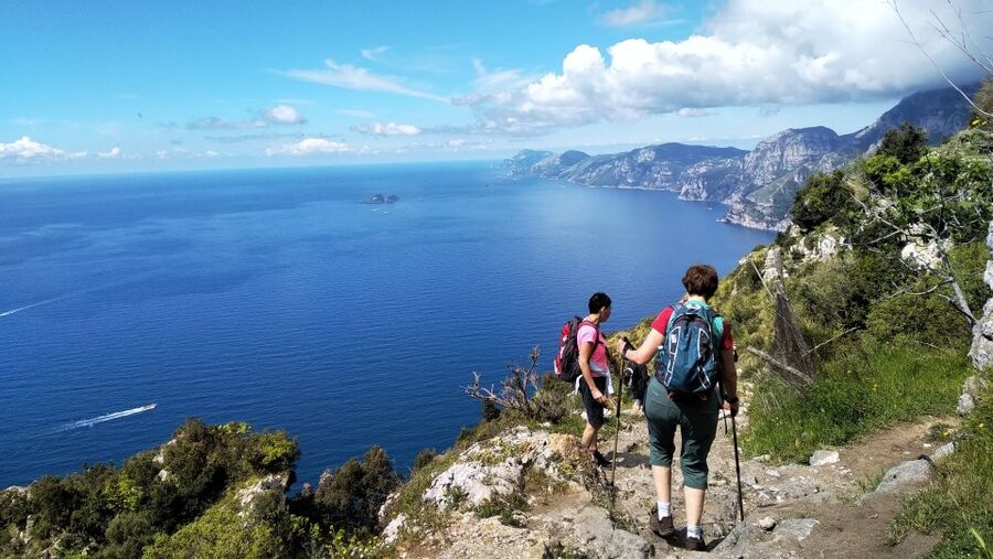 Agerola: Path of the Gods Guided Hiking Tour - Seeing Positano from its high side