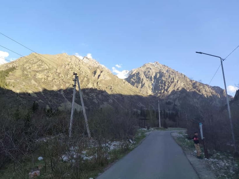 Ala Archa National Park: Hiking and Outdoor Adventure tour - Photos, viewpoints, and the value of a guide