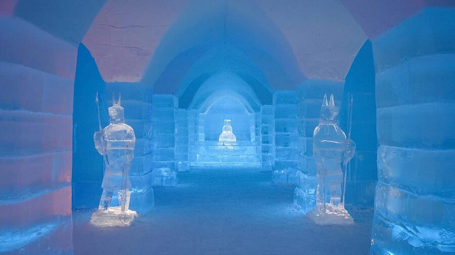 Alta: Igloo Ice Hotel and Hiking to the Frozen Waterfall. - Clothing, fitness, and comfort