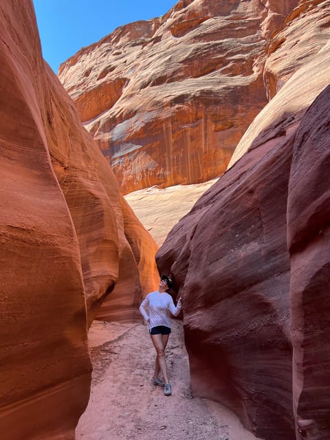 Antelope Canyon Lake Powell: Guided Kayaking & Hike Tour - How hard is the tour?