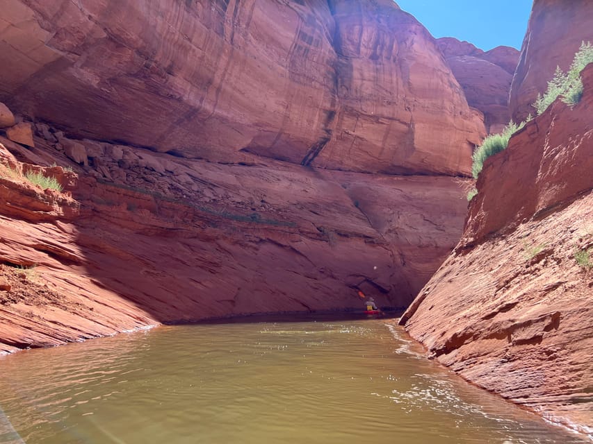 Antelope Canyon Lake Powell: Guided Kayaking & Hike Tour - What to pack for the four-hour outing