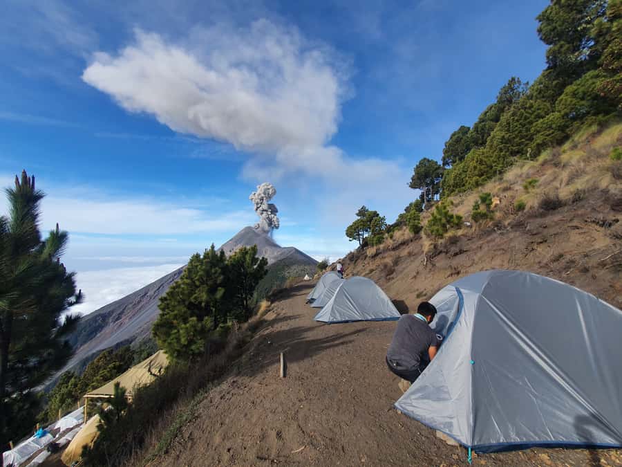 Antigua, Guatemala: Volcano Acatenango Overnight Hiking - The optional Fuego hike and the lava show