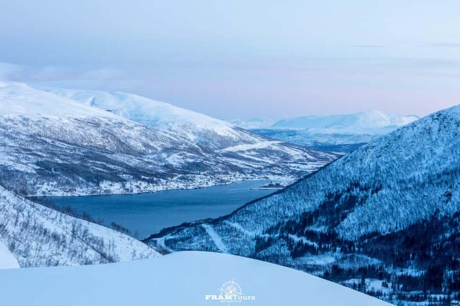 Arctic hike on Kvaløya Island with drinks and snacks - Clothing and footwear can make or break the day