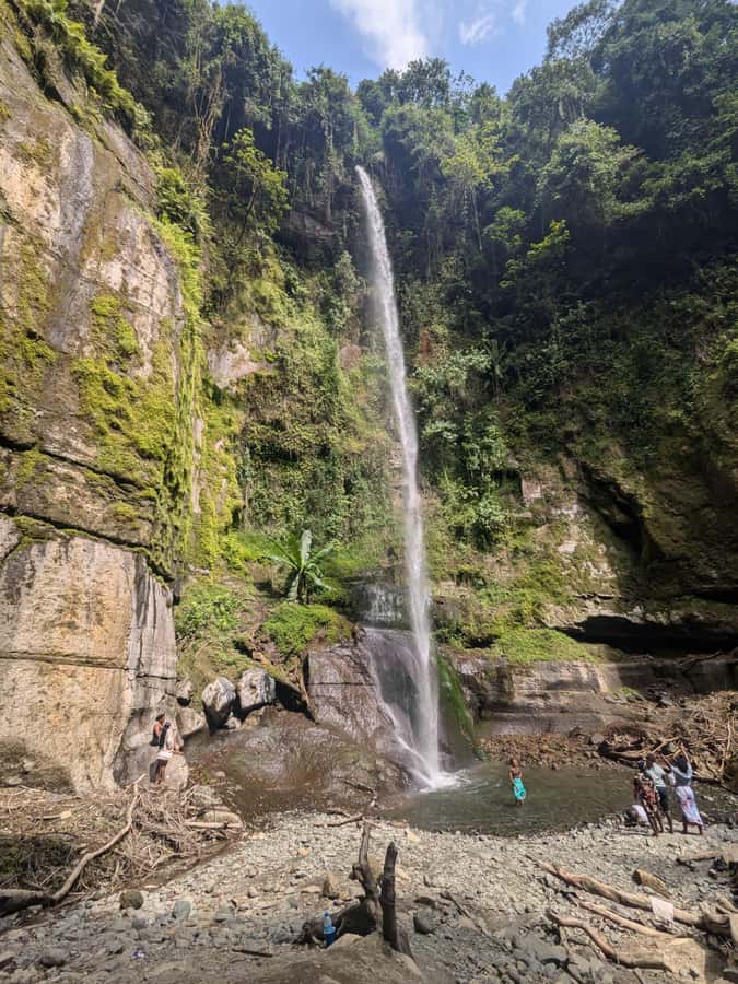 Arusha: Napuru Waterfalls Guided Hike - What the guides add to the walk