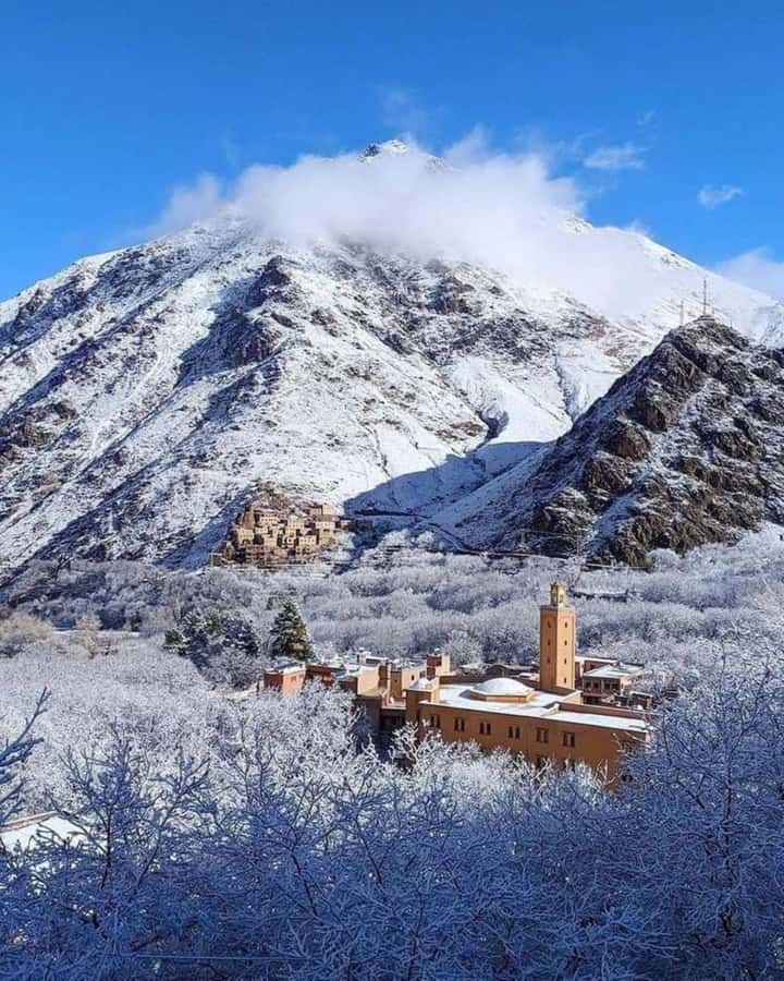 Atlas Mountains:Full-Day Trek to Berber Villages & Waterfall - Lunch in a local Berber house