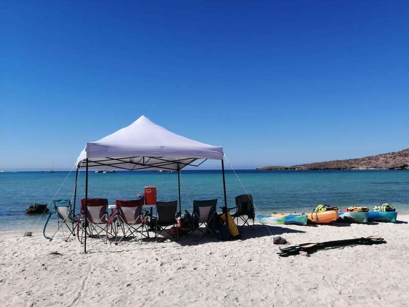 Balandra Adventure: Hike, Kayak, and Snorkel - Meeting the guides before Balandra opens
