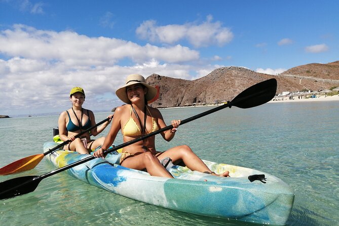 Balandra & Tecolote: hike, kayak and snorkel in paradise - Arriving at Tecolote Beach for lunch