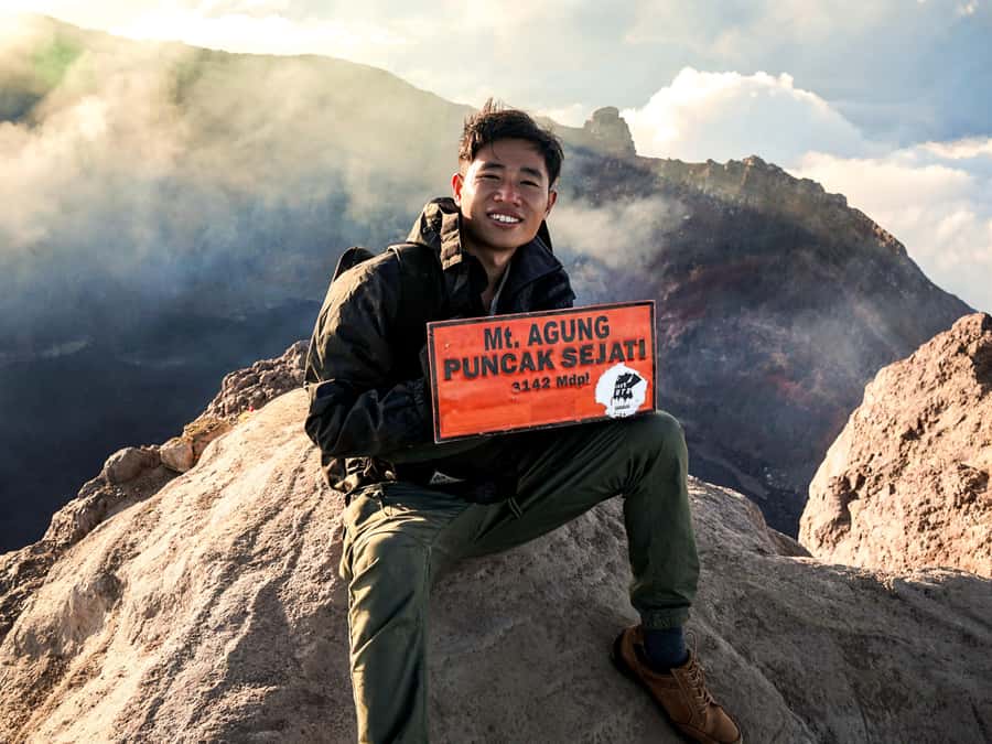 Bali/Mount Agung: Sunrise Trekking Adventure With Transfers - Sunrise above Bali
