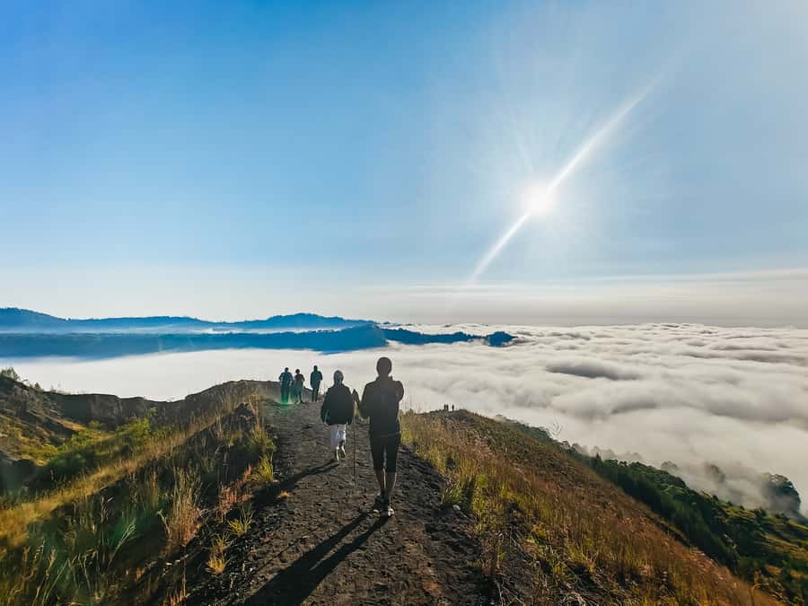 Bali: Mount Batur Guided Sunrise Trek with Breakfast - What to wear and carry