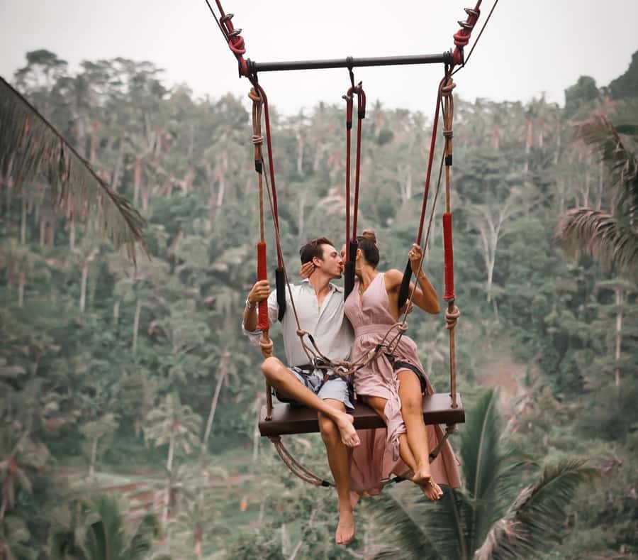 Bali: Mount Batur Sunrise Hike with Breakfast & Hot Spring - The climb to 1,717 meters