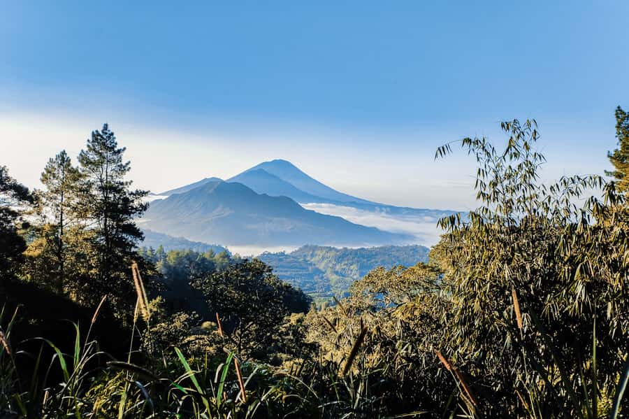 Bali: Mount Batur Sunrise Trek With Guide and Breakfast - The 2 a.m. transfer and meeting point