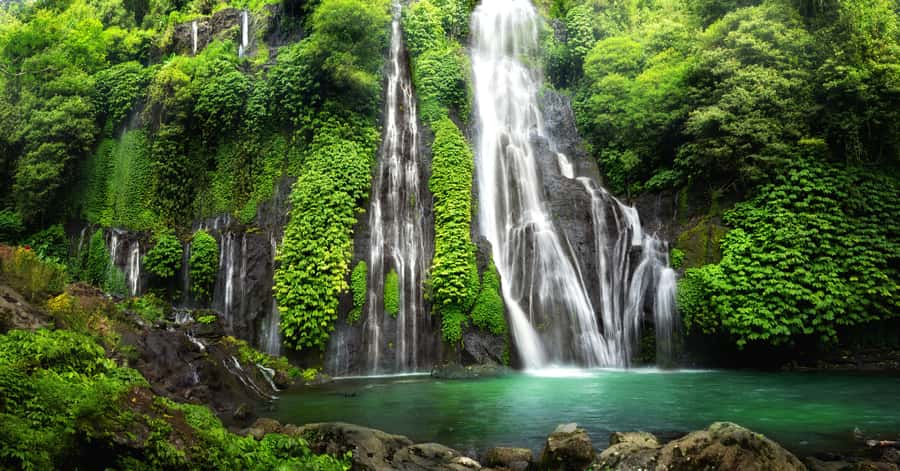 Bali: Munduk Waterfalls Trek, Twin Lakes and Temple Tour - What to bring and how to prepare