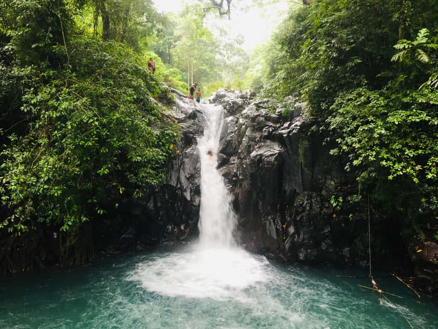Bali: Sambangan Waterfalls Trekking, Sliding, & Jumping Trip - Pucuk Waterfall and the 15-meter challenge