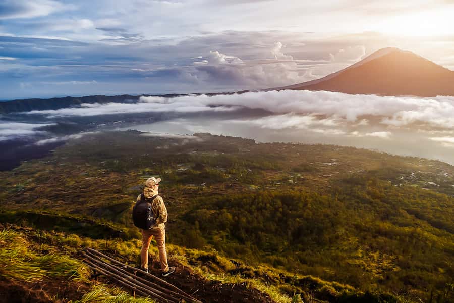 Bali: Sunrise Mount Batur Guided Hike with Breakfast - Getting ready at the Mt. Batur Lounge