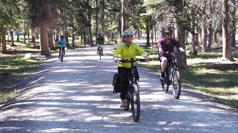 Banff: Bow River E-Bike Tour and Sundance Canyon Hike - How the small group changes the experience