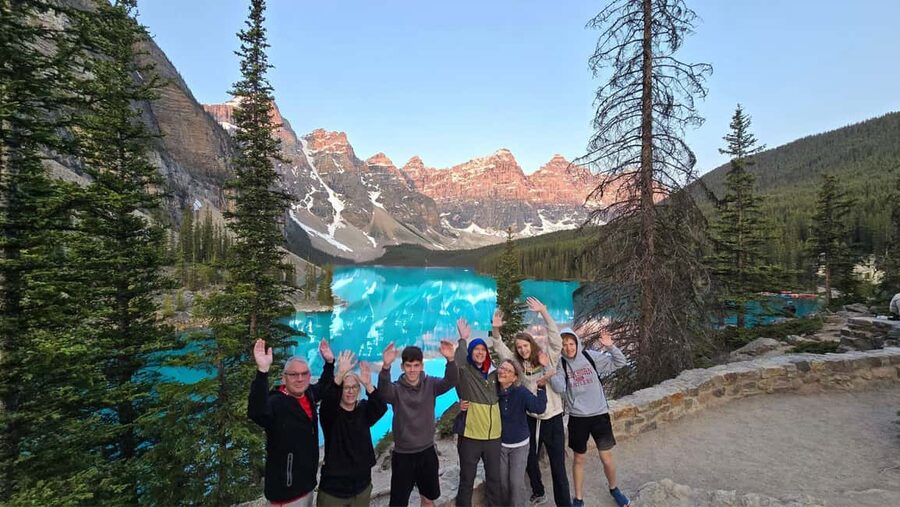 Banff/Canmore Moraine Lake & Lake Louise-Hike/Canoe/Sightsee - Moraine Lake: choose either a quick taste or a proper stay