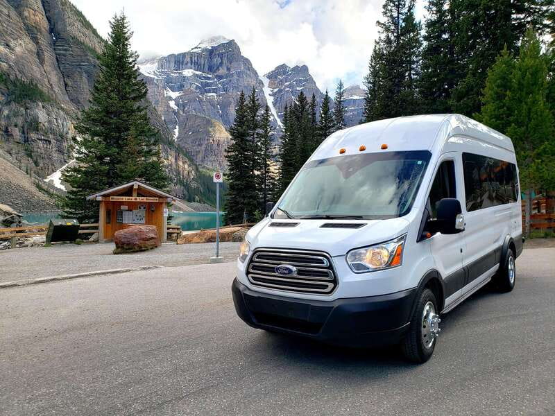 Banff/Canmore Moraine Lake & Lake Louise-Hike/Canoe/Sightsee - Who should book this experience?