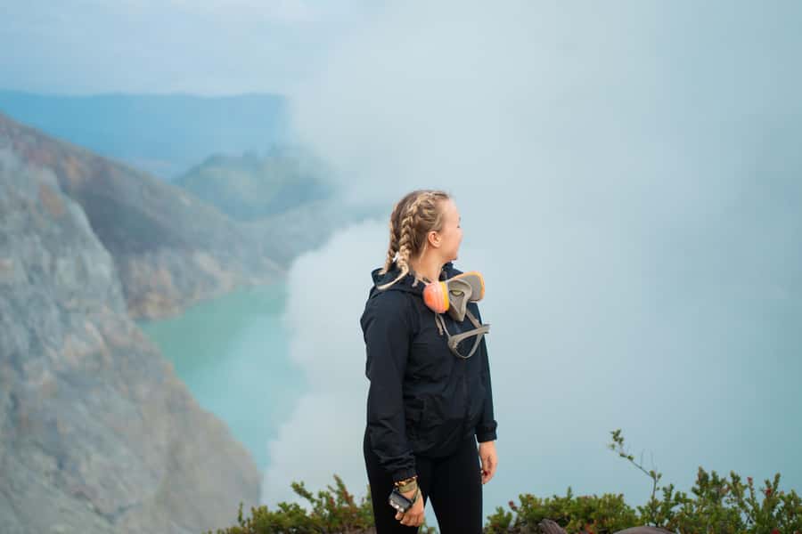 Banyuwangi: Ijen Crater Bluefire and Sunrise Guided Trek - The uphill walk: steady effort, little sightseeing at first