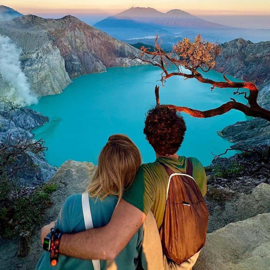 Banyuwangi : Mt Ijen Hike, Blue Fire & Panoramic Lake Guided - Key points before you book