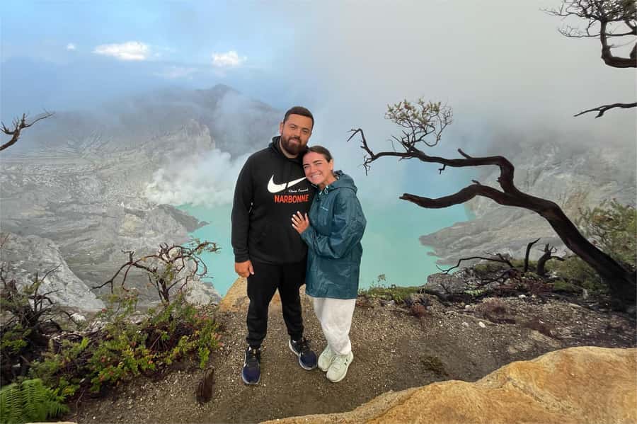 Banyuwangi: Mt. Ijen Sunrise Hike with Pickup & Health Check - Sunrise above Java’s largest acid lake