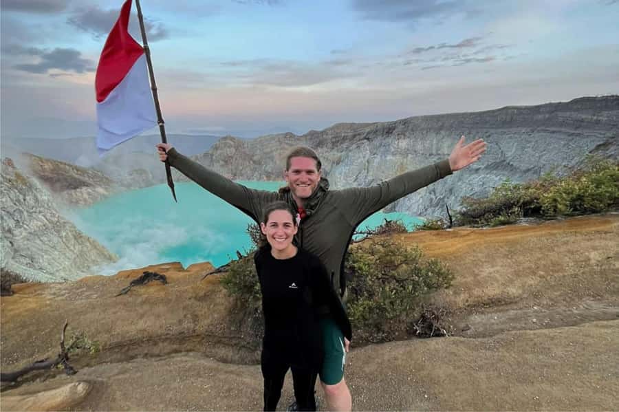 Banyuwangi: Mt. Ijen Sunrise Hike with Pickup & Health Check - The descent and return to Banyuwangi