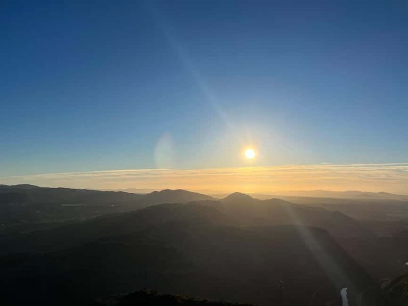 Barcelona: Early Morning Montserrat Trip with Abbey and Hike - Practical preparation for the morning