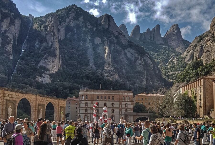Barcelona: Montserrat Hiking Experience and Monastery Visit - The first 20 to 30 minutes: stairs and a proper workout