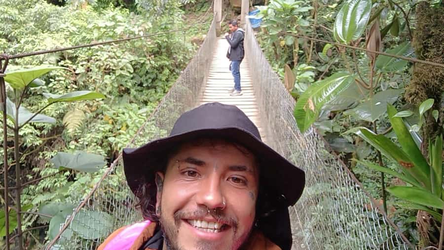 Bogota: La Chorrera Waterfall Guided Hike and Guadalupe Hill - La Chorrera delivers the big moment