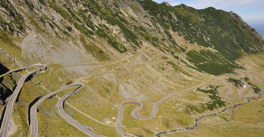 Brasov: Private Fagaras Mountains Trekking Tour - Vanatoarea lui Buteanu and the choice to stay lower