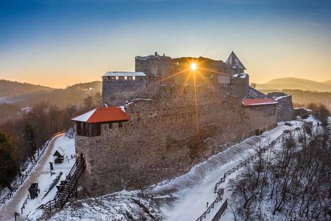 Budapest Hike to Visegrád Castle w or wo Sauna/Danube beach - Why this makes a strong Budapest day trip