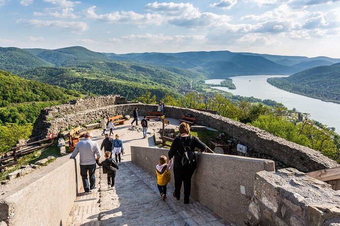 Budapest Hike to Visegrád Castle w or wo Sauna/Danube beach - Walking through the giant forest