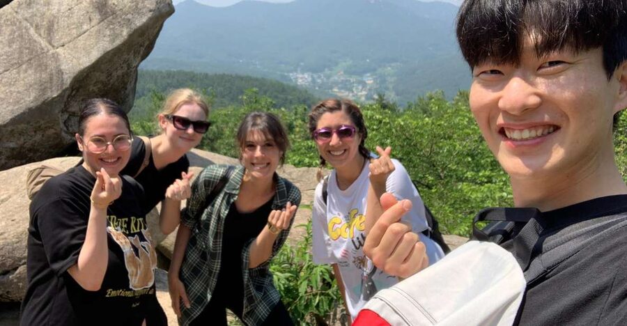 Busan: Hiking and Tasting Rice Wine in the Hidden Village - A Mountain Village Lunch With Makgeolli