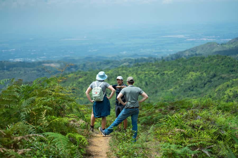 Cali: Hiking to the Pance waterfalls - Lunch with a taste of the region