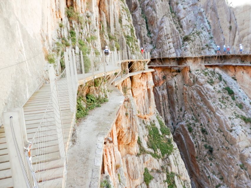 Caminito del Rey: Guided Hiking Tour with Entrance Tickets - Caminito del Rey at a glance