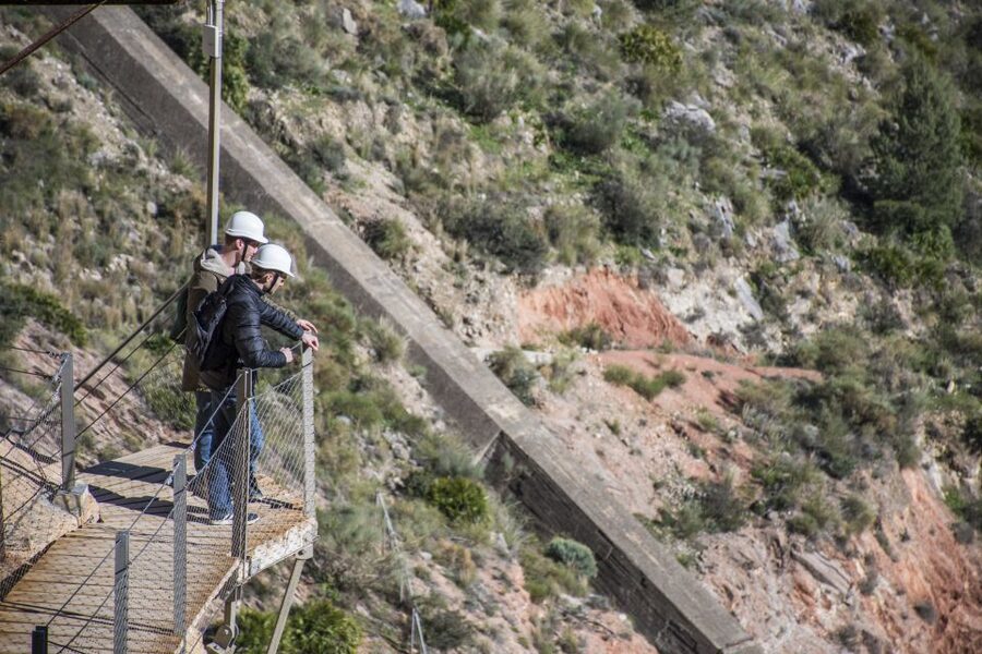 Caminito del Rey: Guided Hiking Tour with Entrance Tickets - Gorge walls, river views, and engineering