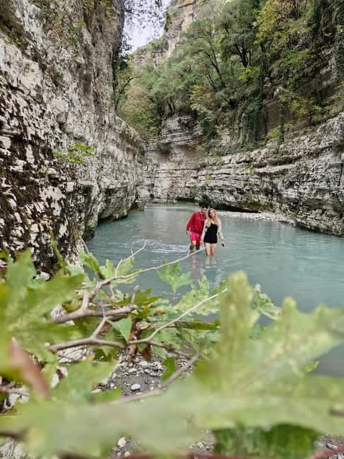 Canyon Hiking Tour Berat - Entering the canyon for swimming and climbing