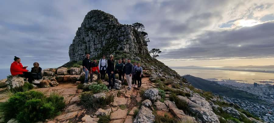 Cape Town: Lion's Head Sunrise or Sunset Guided Hike - Key points at a glance