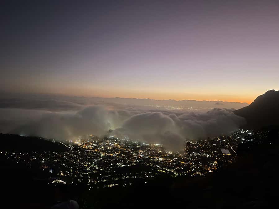 Cape Town: Lion's Head Sunrise or Sunset Guided Hike - Reaching the summit before the light changes